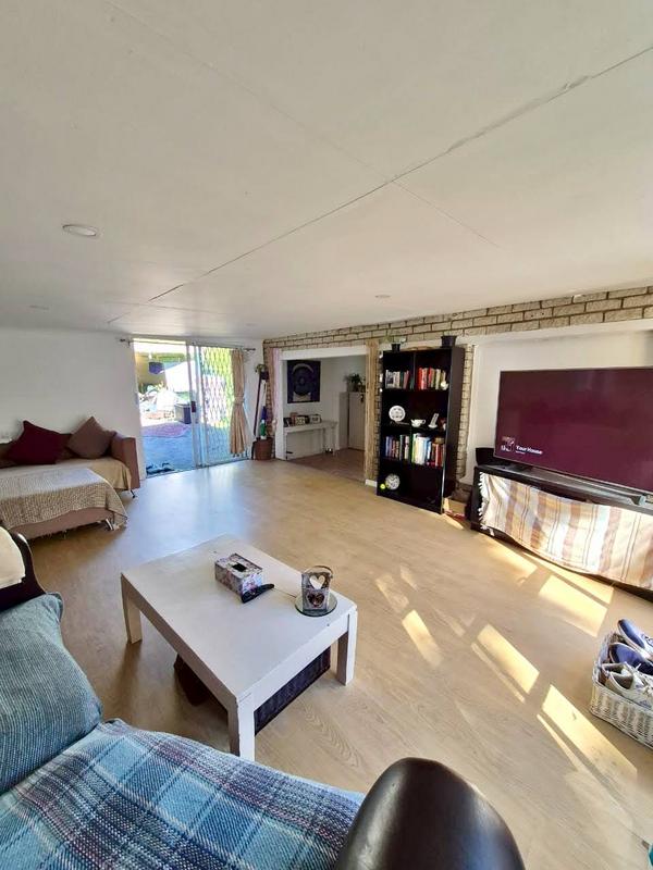 To Let 2 Bedroom Property for Rent in Hout Bay Western Cape